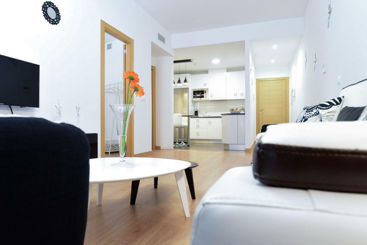 Apartamento Zarate I Apartment กรานาดา ภายนอก รูปภาพ